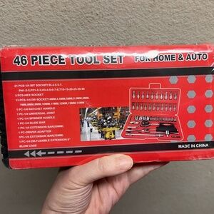 46pcs Car Repair Tool Kit 1/4-Inch Socket Set Ratchet Torque Wrench Combo